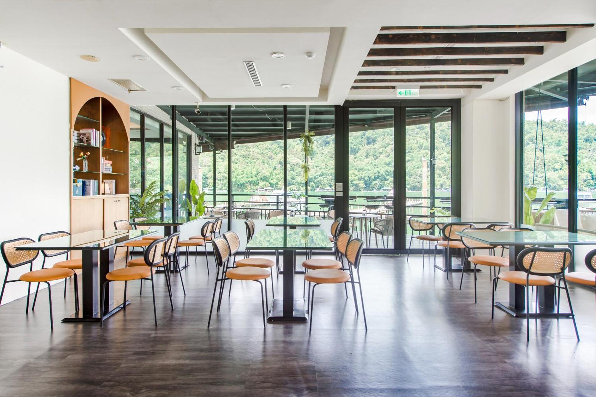 Shui Yang Boatel Hotel Yuchi Bagian luar foto